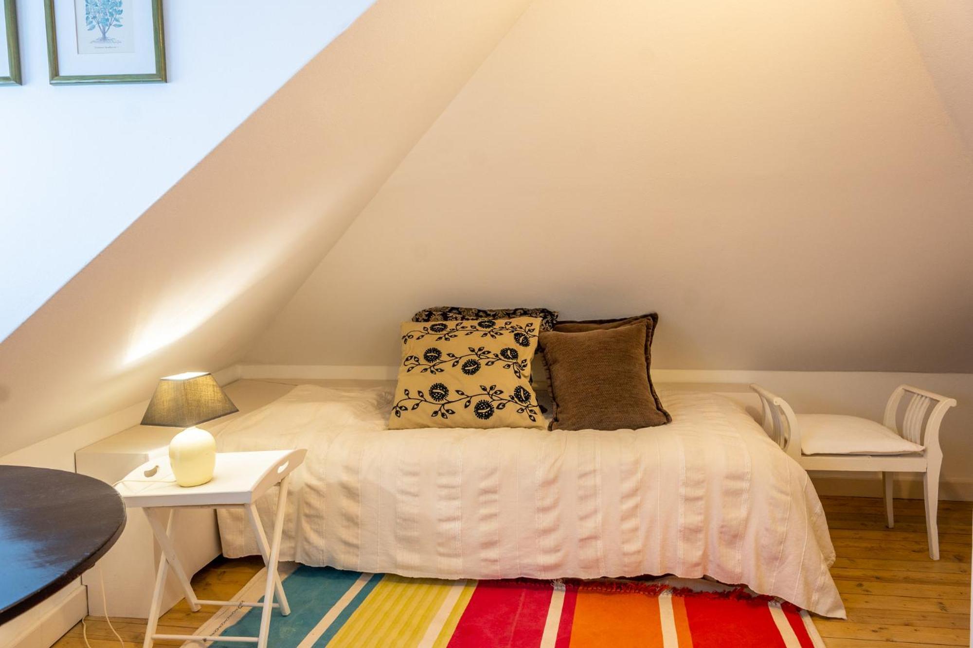Family Hotel Okor Екстер'єр фото